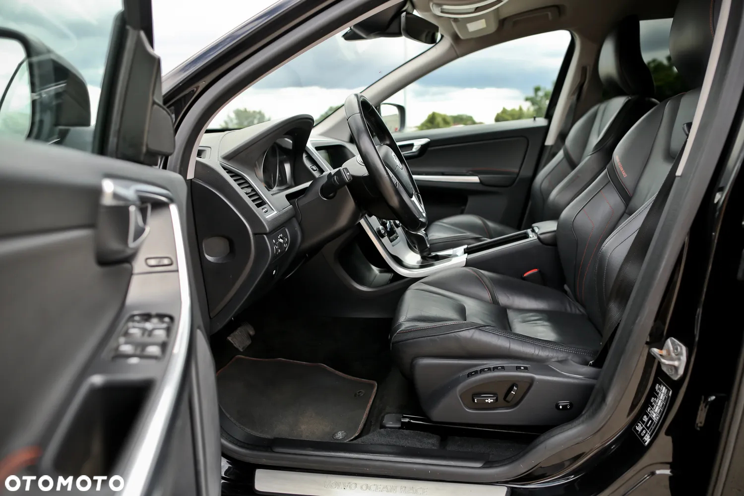 Volvo XC 60 D4 Geartronic Ocean Race - 19