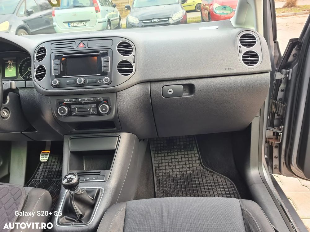 Volkswagen Golf Plus 2.0 TDI DPF Style - 18