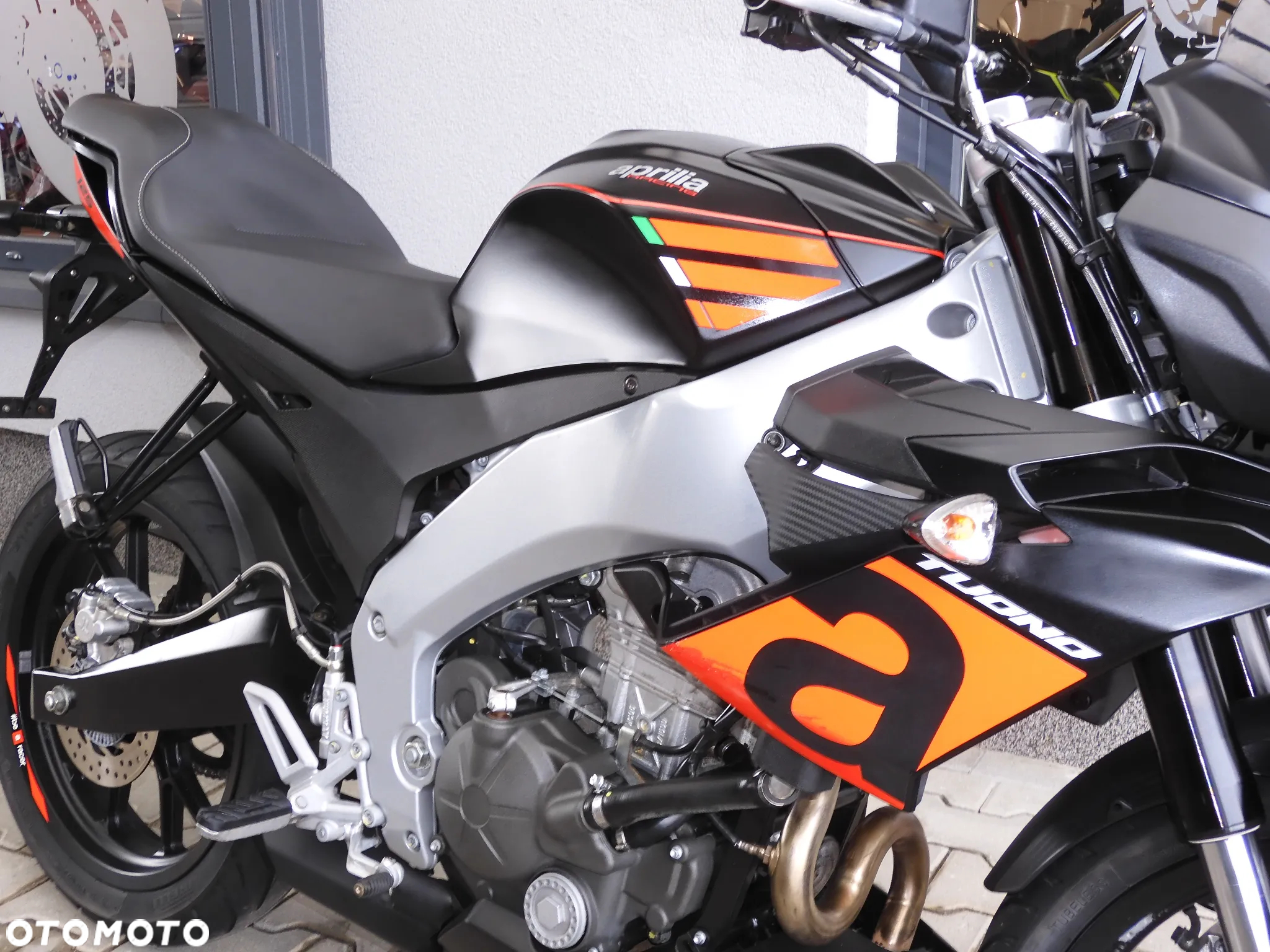 Aprilia Tuono - 5