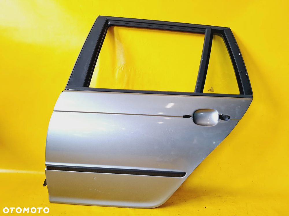 DRZWI LEWY TYŁ LEWE TYLNE BMW E46 KOMBI LAK: SILBERGRAU METALLIC A08/7 NR1884 - 2