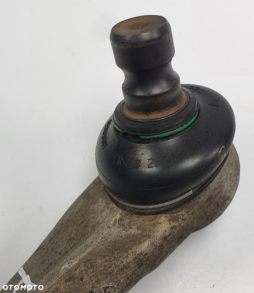 WAHACZ PRAWY PRZÓD VW PASSAT B5 - 5