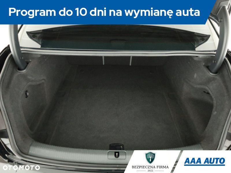 Audi A4 Limousine - 19