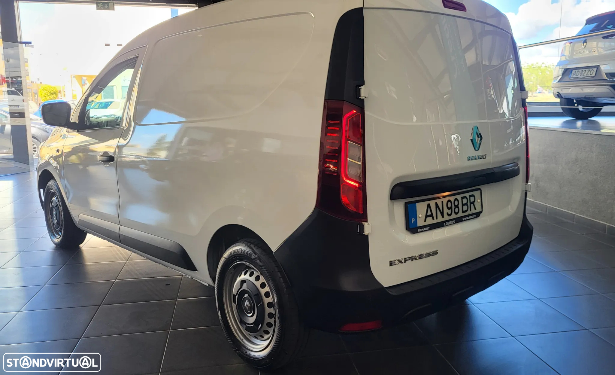 Renault EXPRESS - 4