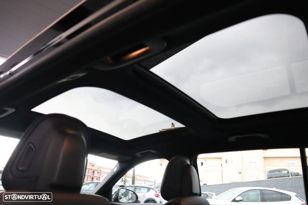 Mercedes-Benz C 300 e T 9G-TRONIC AMG Line - 12