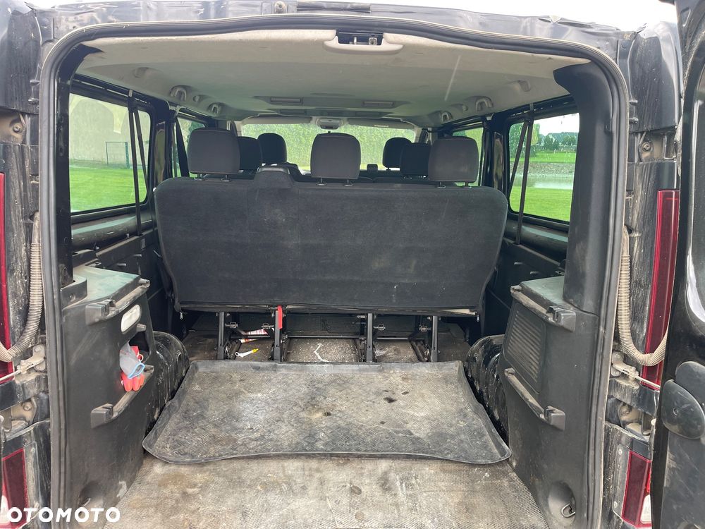 Renault Trafic 1.6 dCi - 11