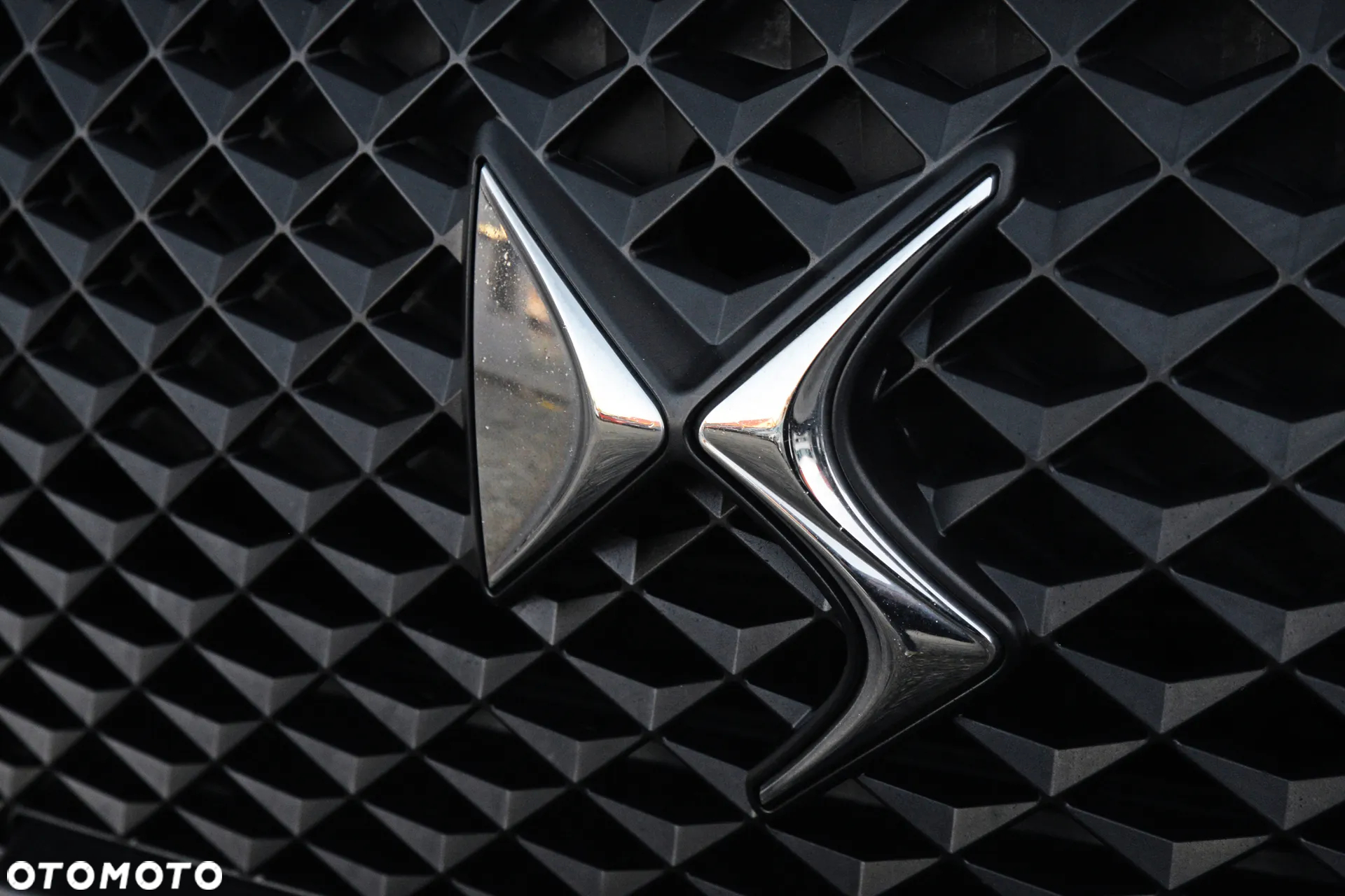 DS Automobiles DS 7 Crossback 1.5 BlueHDi Performance Line + - 5