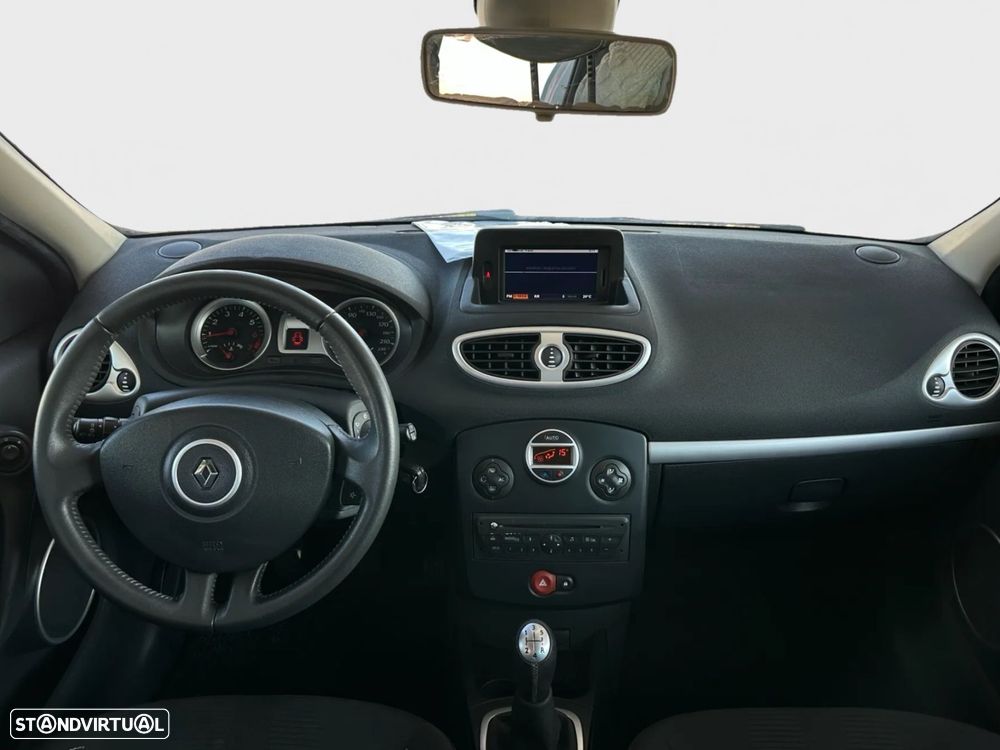 Renault Clio 1.2 16V Dynamique S - 10