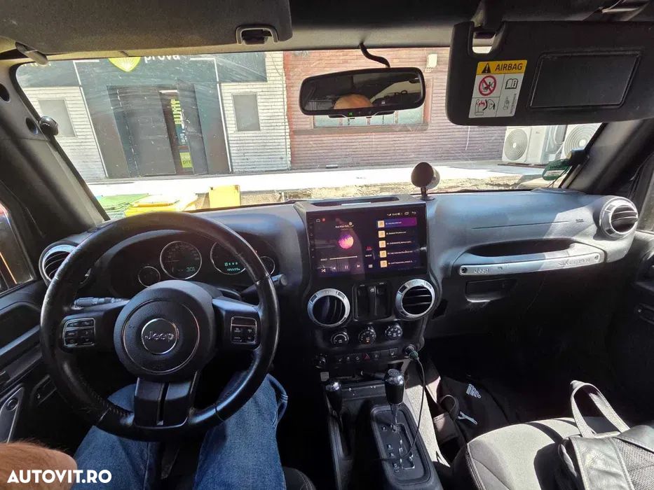 Jeep Wrangler Hard-Top 2.8 CRD DPF Automatik Rubicon - 7