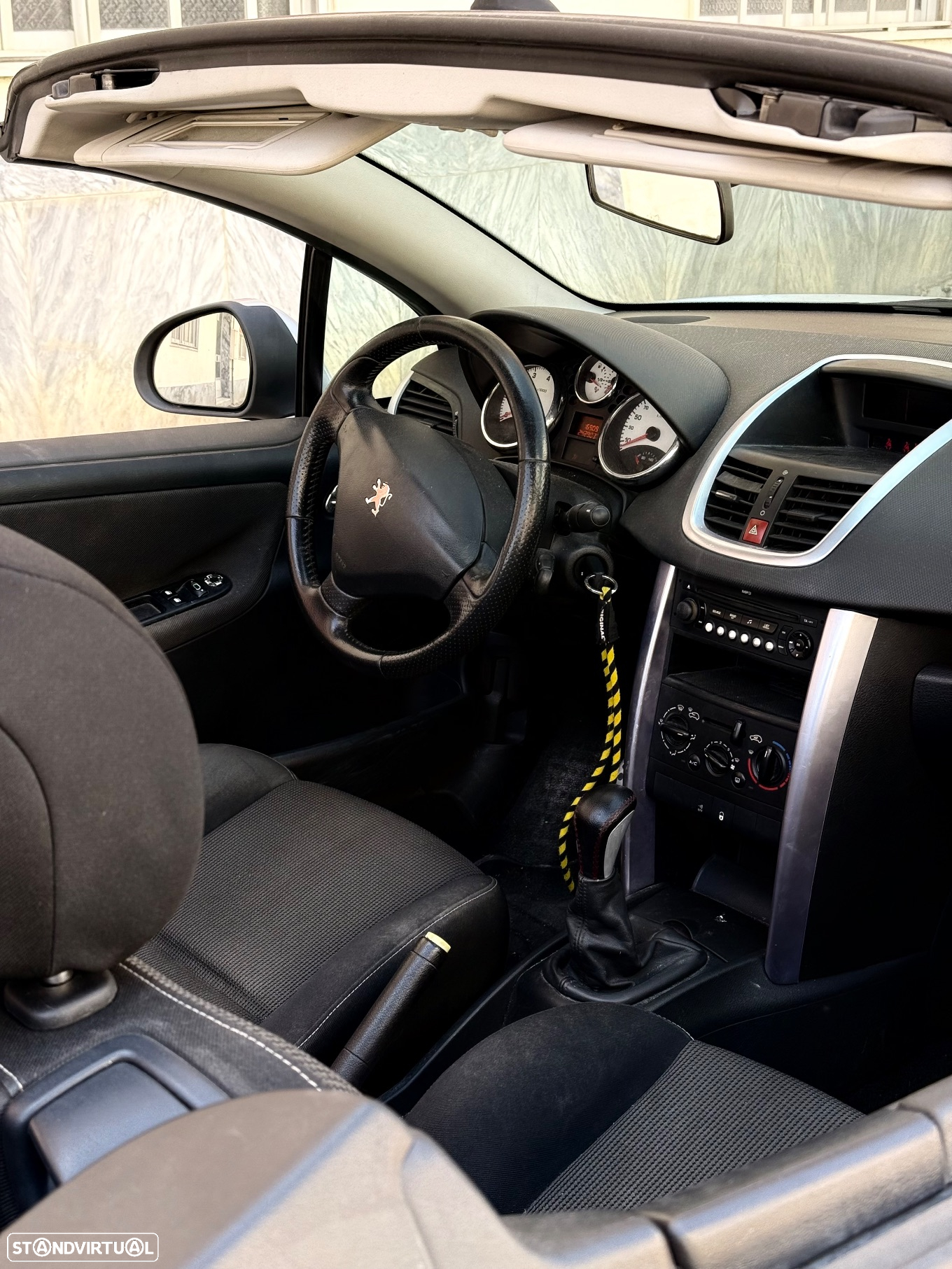 Peugeot 207 CC 1.6 16V - 12