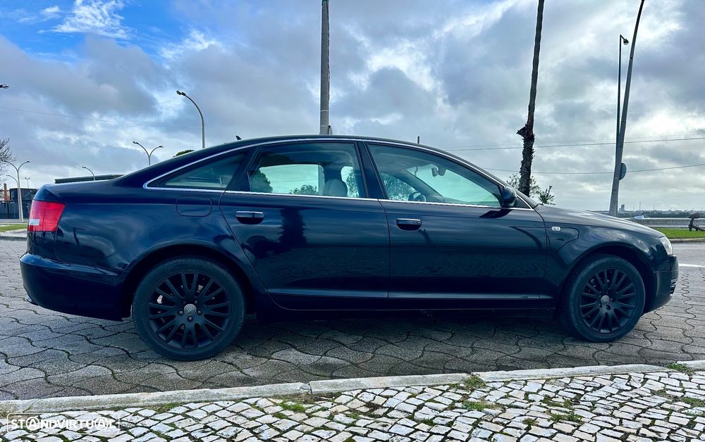 Audi A6 2.0 TDI Multitronic Exclu. I - 3