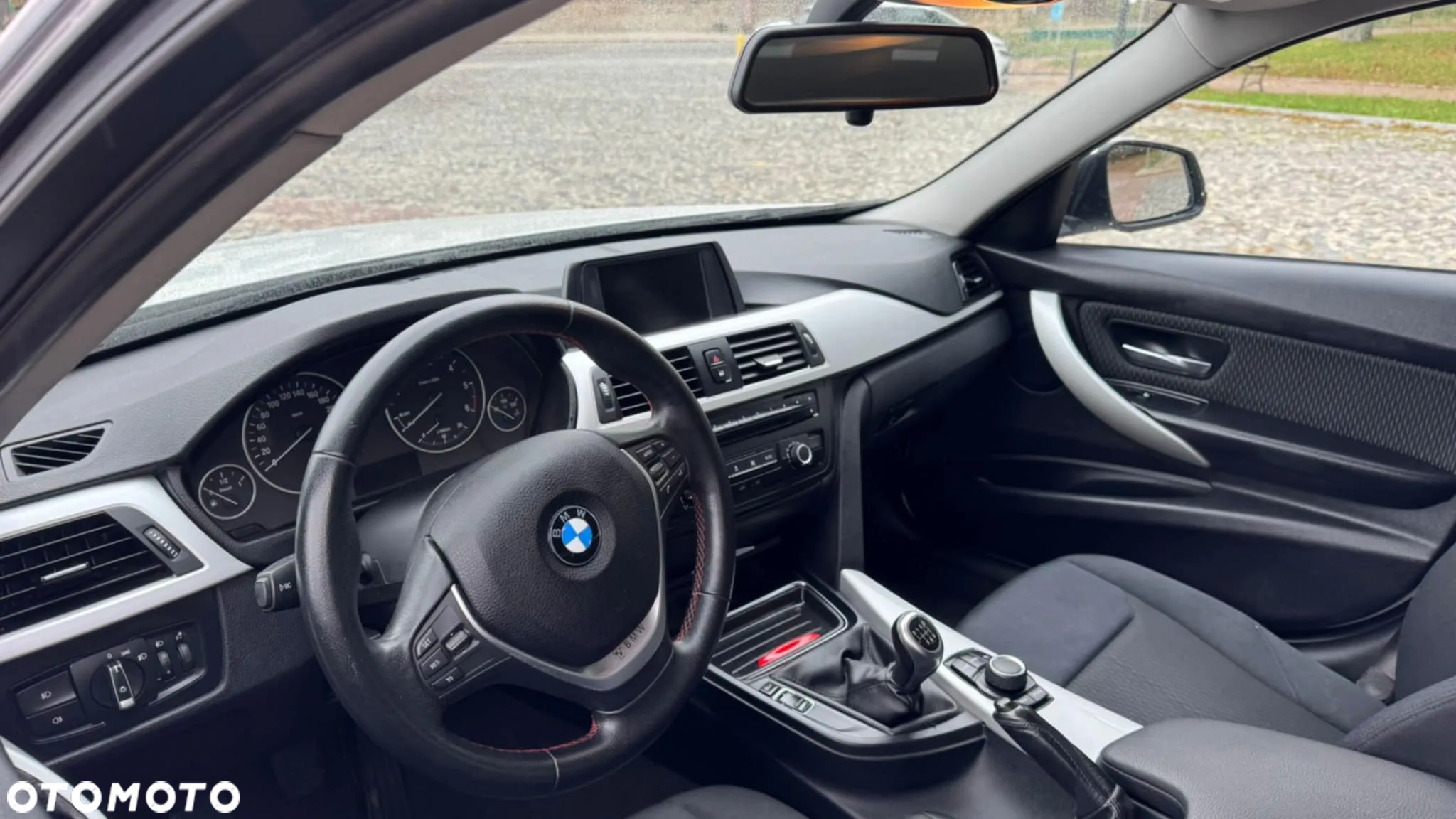 BMW Seria 3 316d - 31