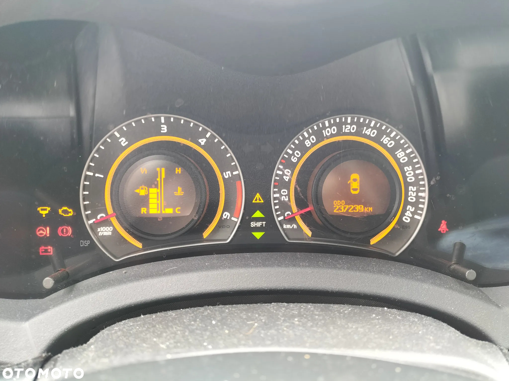 KLAPA BAGAŻNIKA TOYOTA AURIS I LIFT 1.4 D4D 90 KM 1ND-T4 KOD LAK. 1G3 - 11