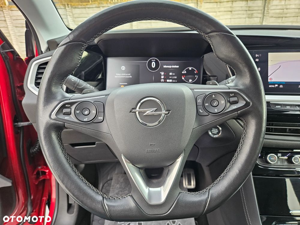 Opel Grandland 1.2 T GS S&S - 24