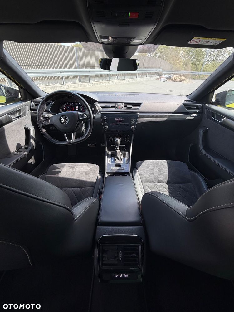 Skoda Superb 2.0 TSI Sportline DSG - 18