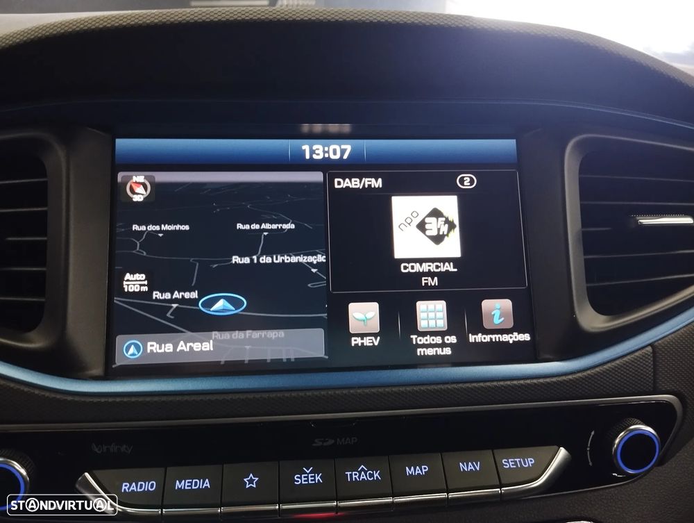 Hyundai Ioniq 1.6 GDI PHEV Tech - 29