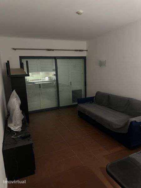T1 - Remodelado e Mobilado - Disponivel ja - Grande imagem: 2/12