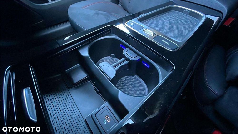 Mercedes-Benz CLA - 17