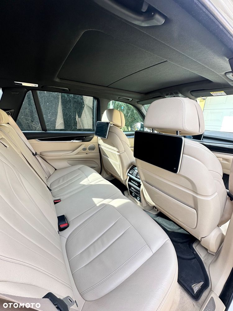 BMW X5 M M50d - 12