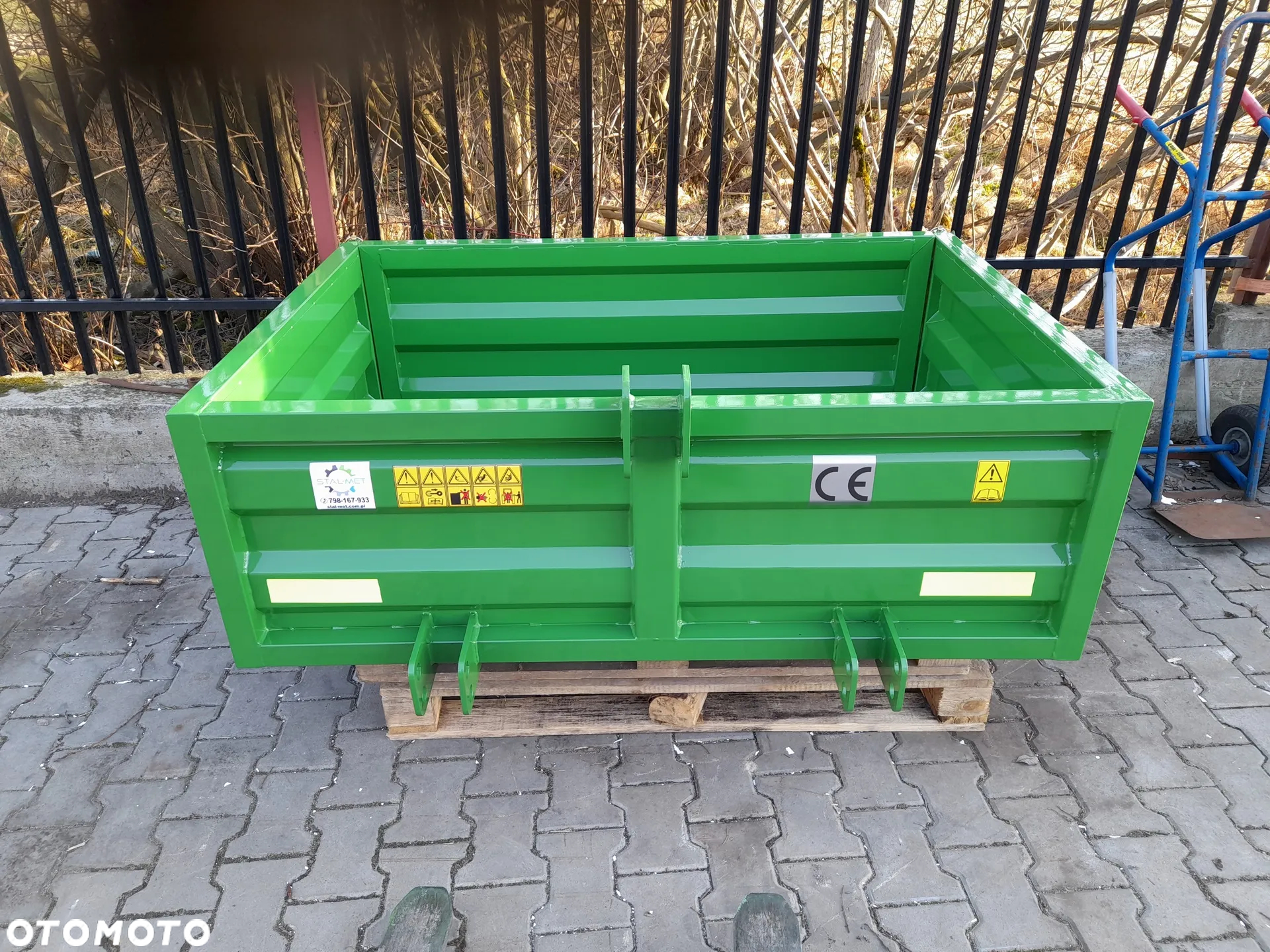 Inny SKRZYNIA transportowa ZAŁADUNKOWA kosz transportowy na tylny TUZ CIĄGNIKA TRAKTOR PODNOŚNIK POLSKI PRODUCENT FV - 5