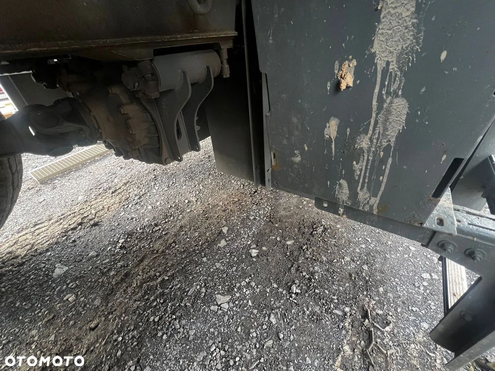 Liebherr LTM 1090-4.2 - 9