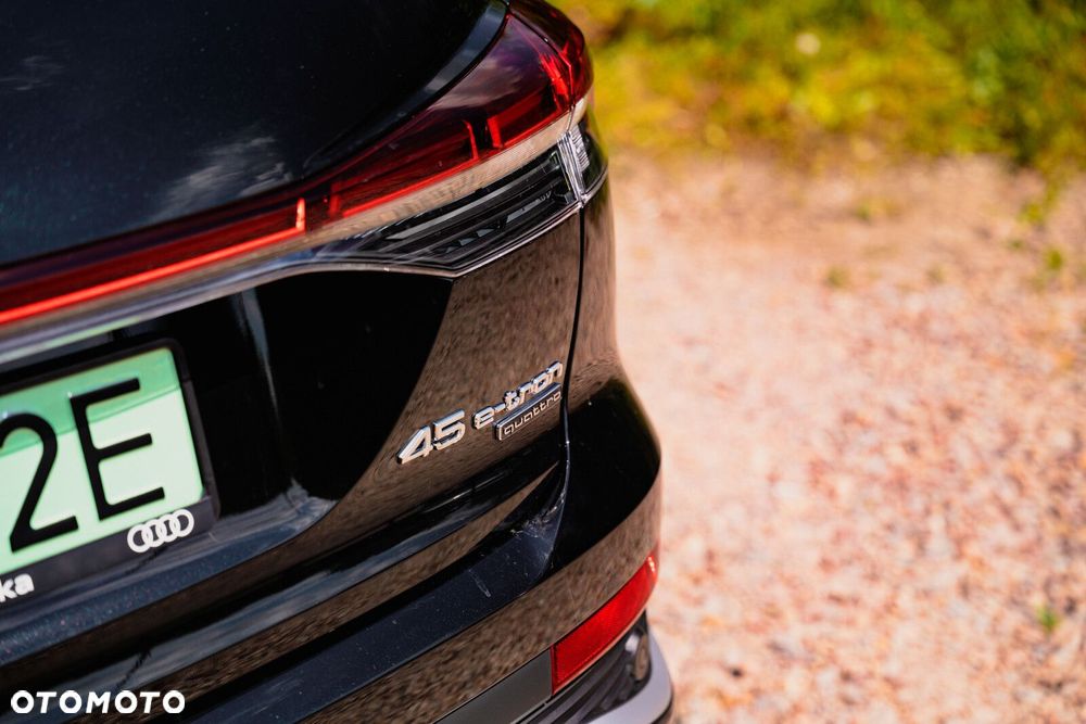 Audi Q4 e-tron - 17