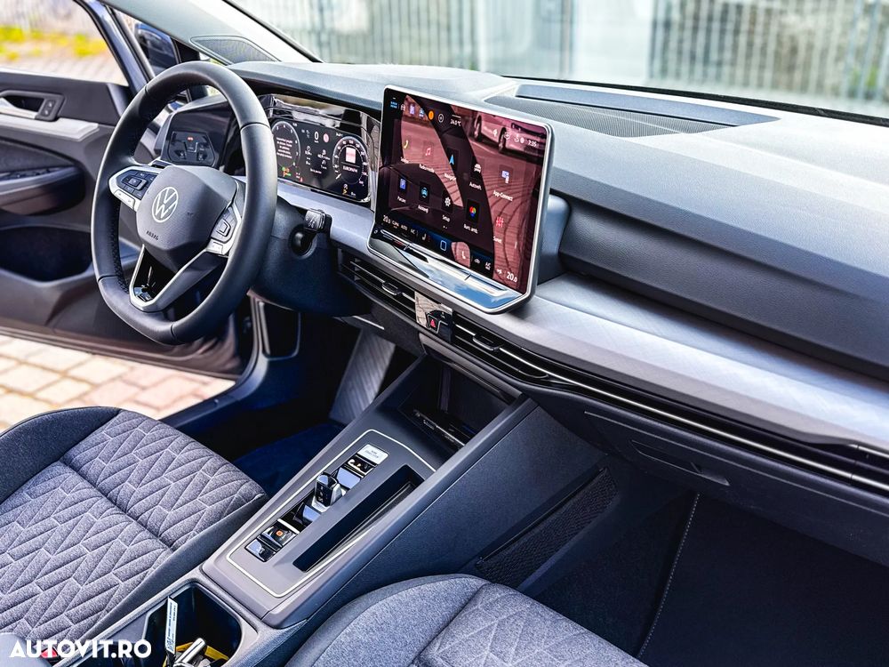 Volkswagen Golf 1.5 eTSI MHEV 150CP DSG Style - 19