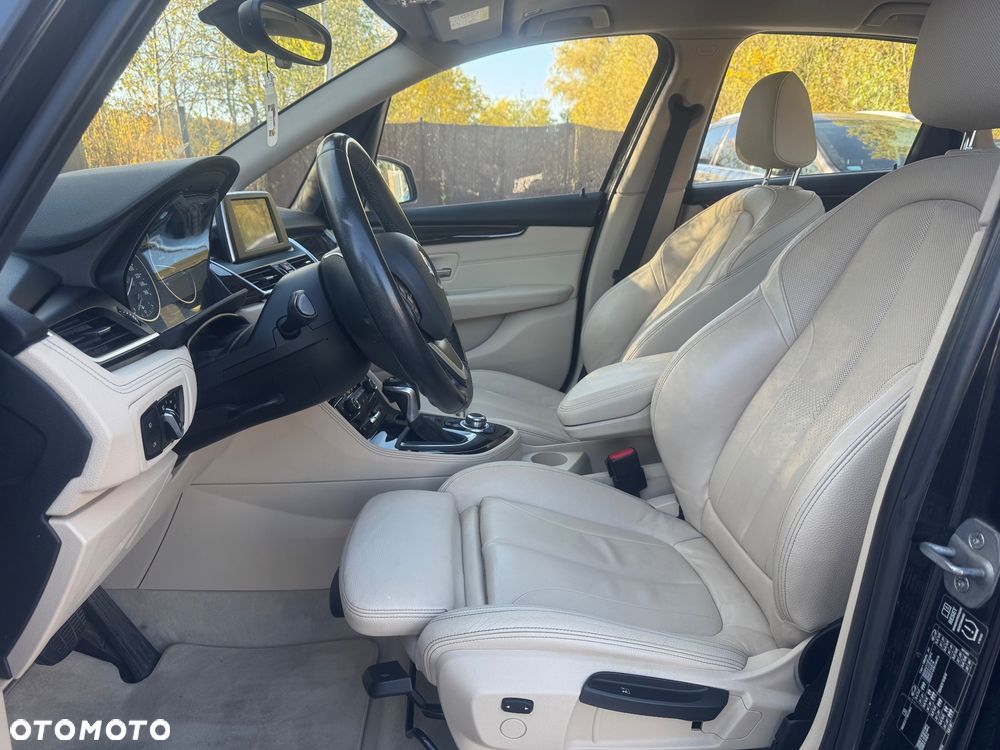 BMW Seria 2 218i Luxury Line - 12