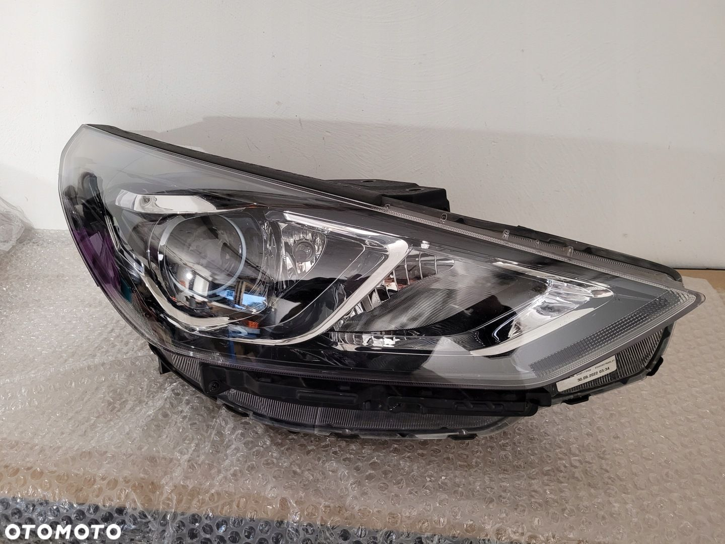 Hyundai i30 III lift lampa przod prawa soczewka ladna - 2