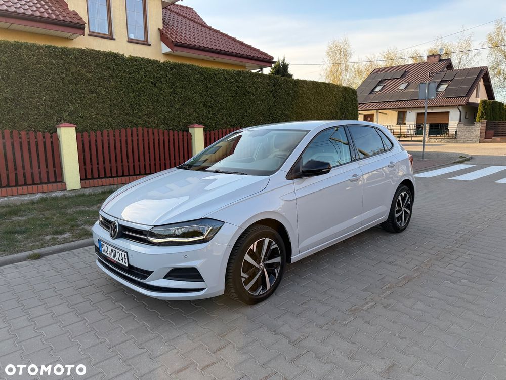 Volkswagen Polo - 1