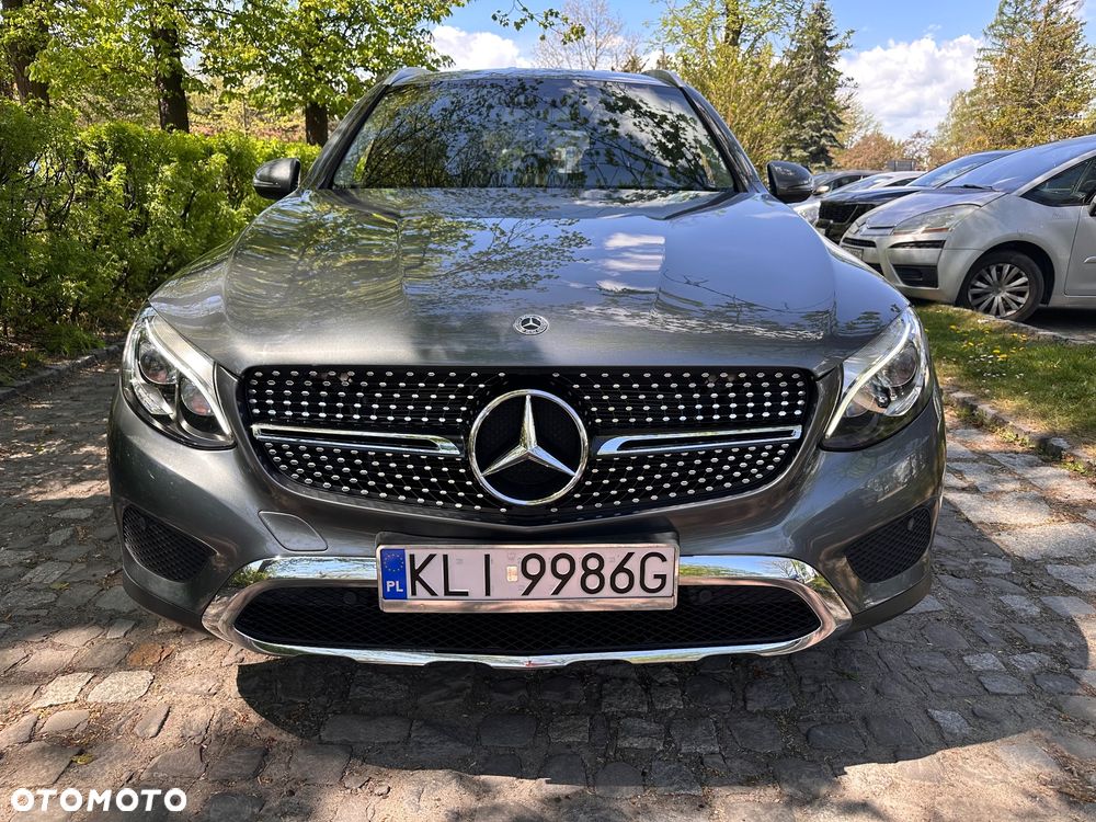 Mercedes-Benz GLC - 37