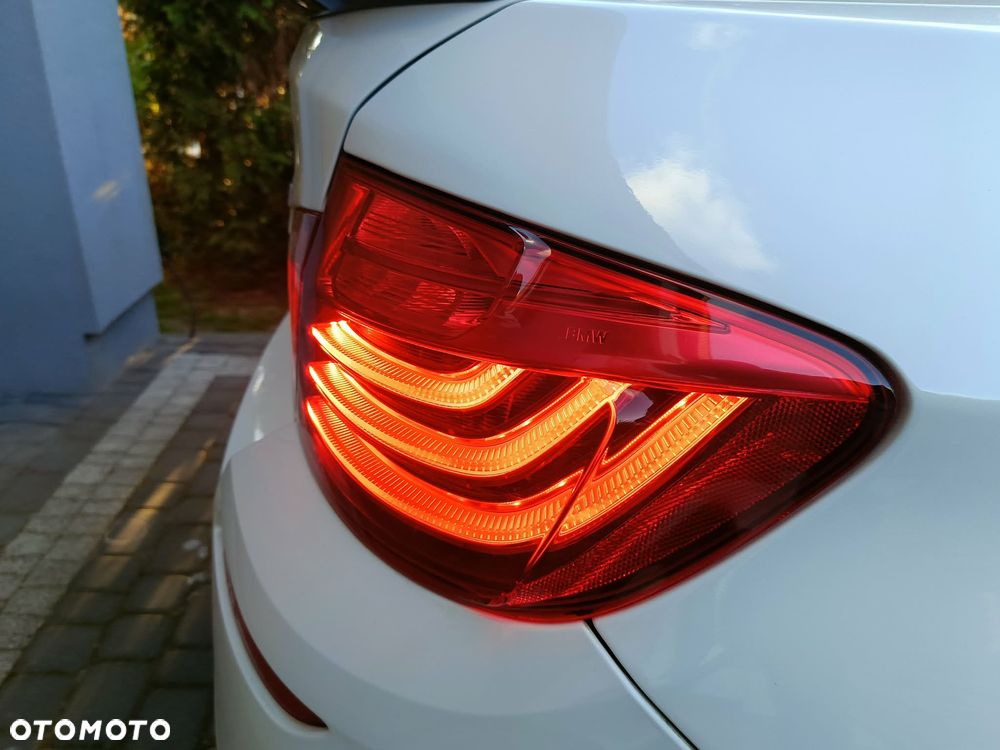 BMW Seria 5 520d xDrive M Sport sport - 27