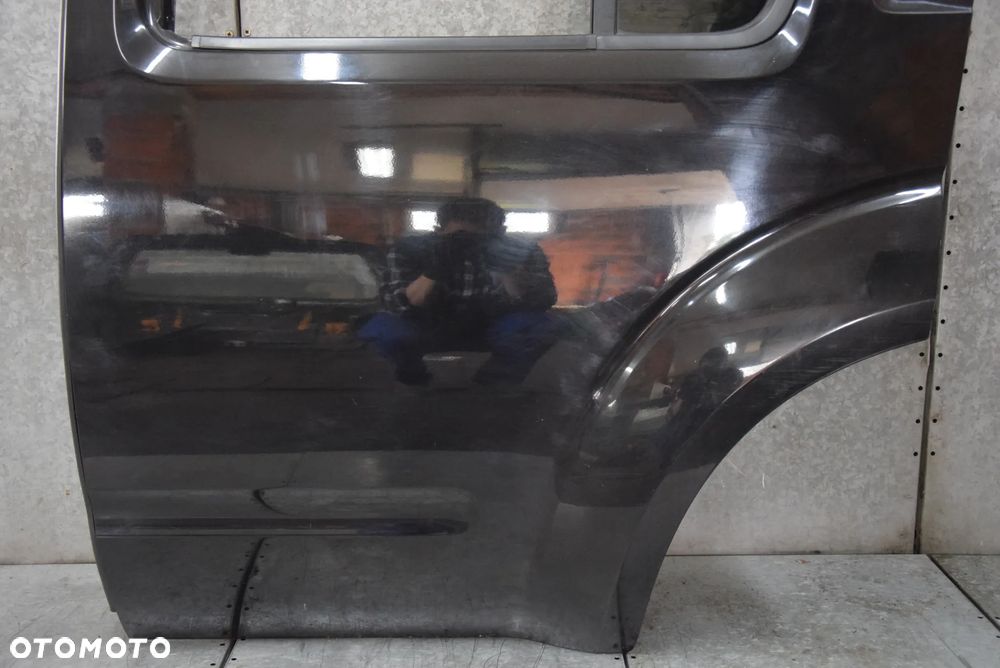 NISSAN PATHFINDER DRZWI LEWE TYŁ GNOK 631 - 3