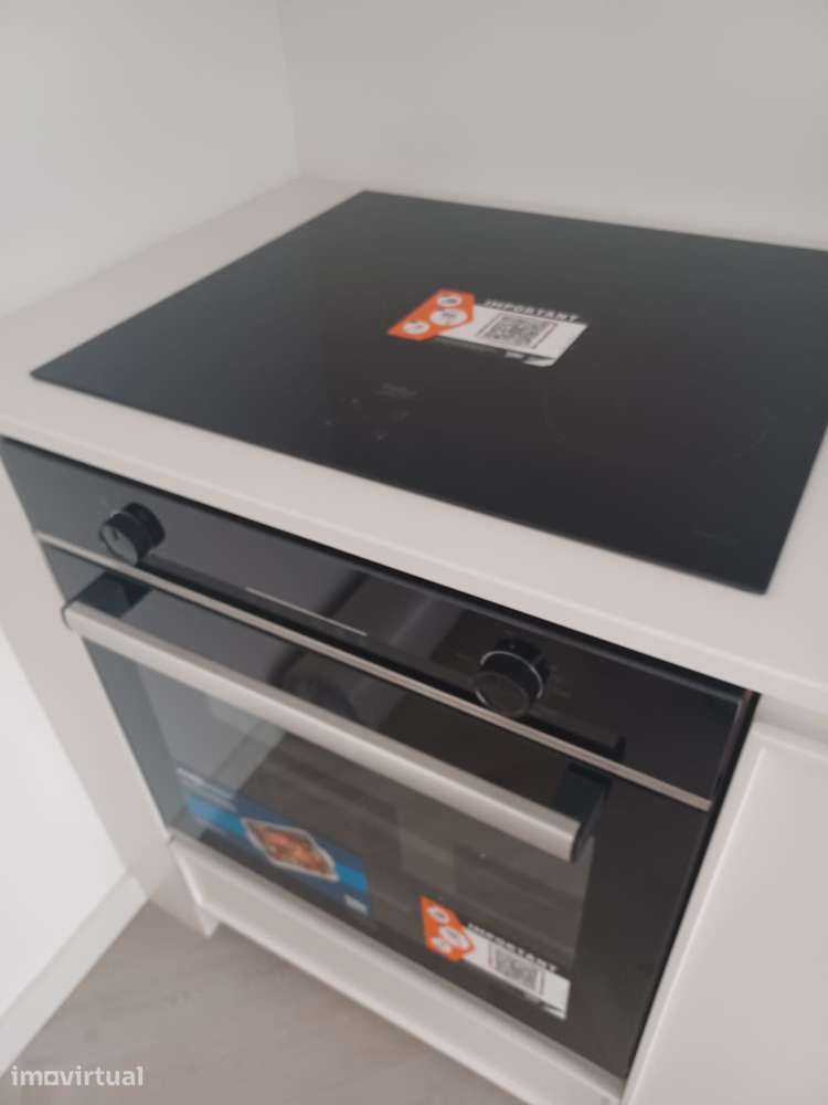 Apartamento T1 Mobilado e Equipado, com varanda | Sé, Braga - Grande imagem: 4/44