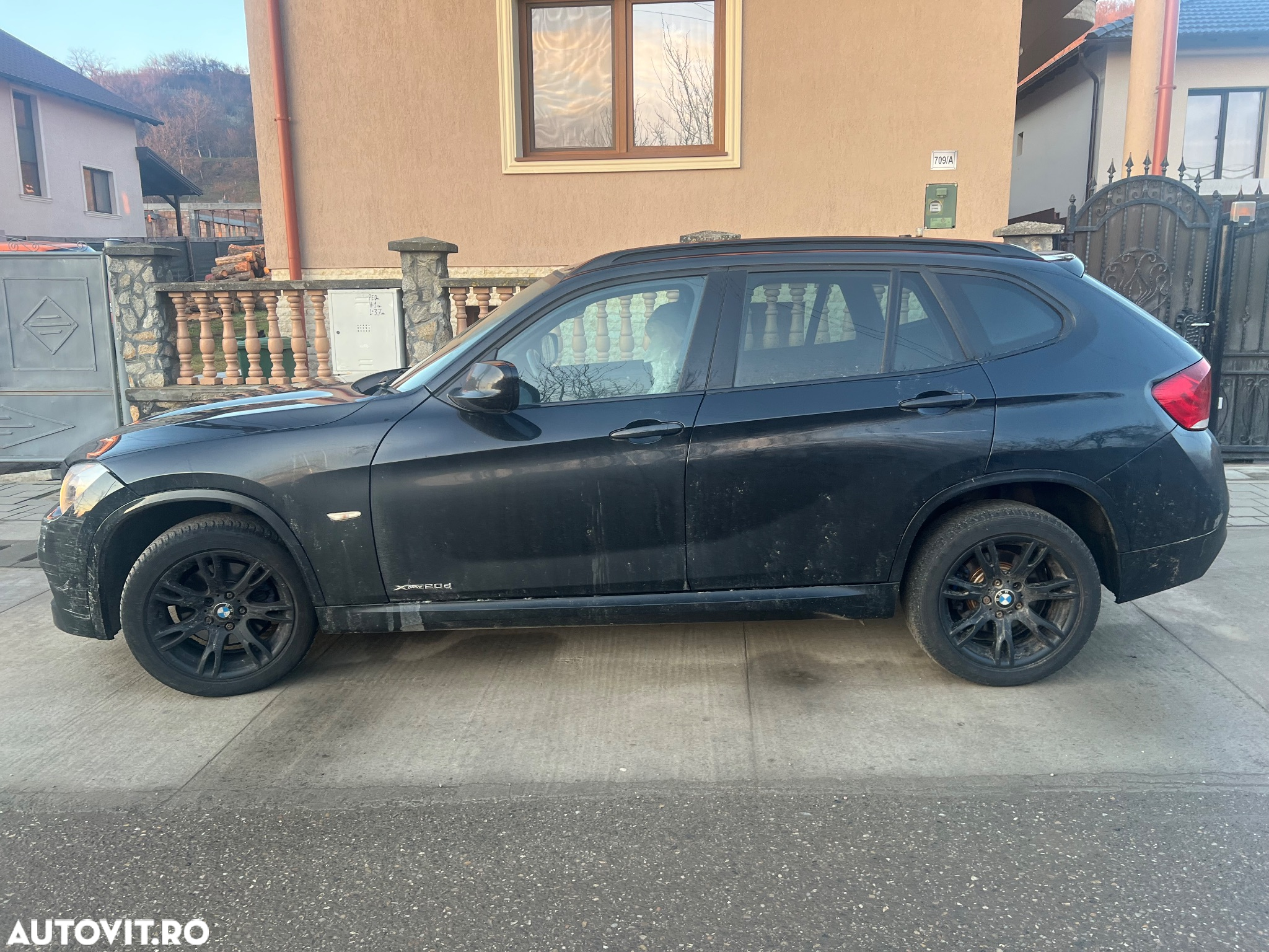 Dezmembrez BMW X1  e84 M pachet x drive  2.0 diesel  model 2012 - 3