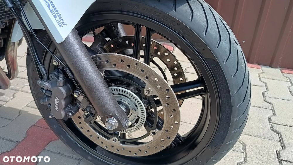 Honda CBF - 15