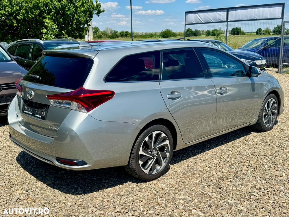 Toyota Auris - 19