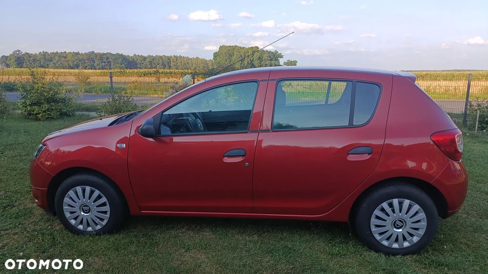 Dacia Sandero - 8