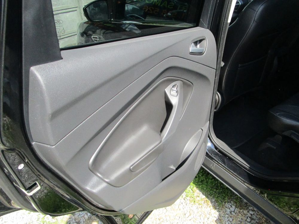 Ford Kuga 2.0 TDCi 2x4 Business Edition - 19