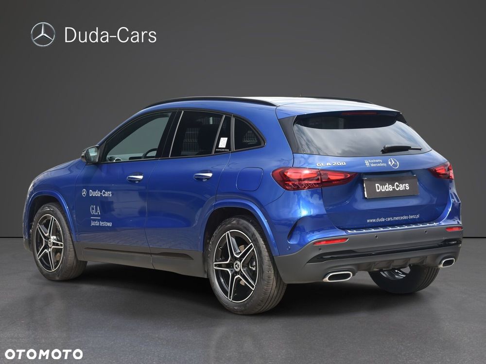Mercedes-Benz GLA 200 AMG Line - 2