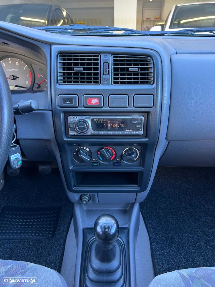 Nissan Almera 1.4 SLX AC - 14