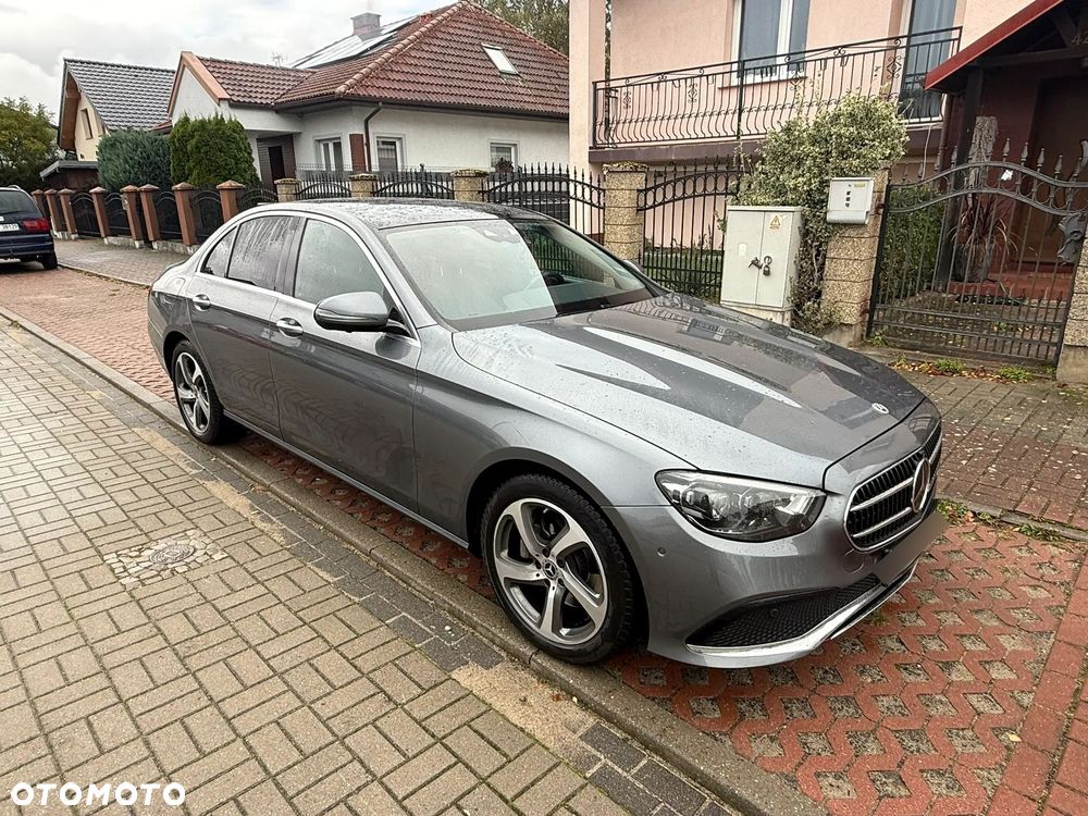 Mercedes-Benz Klasa E 200 4-Matic 9G-TRONIC - 1