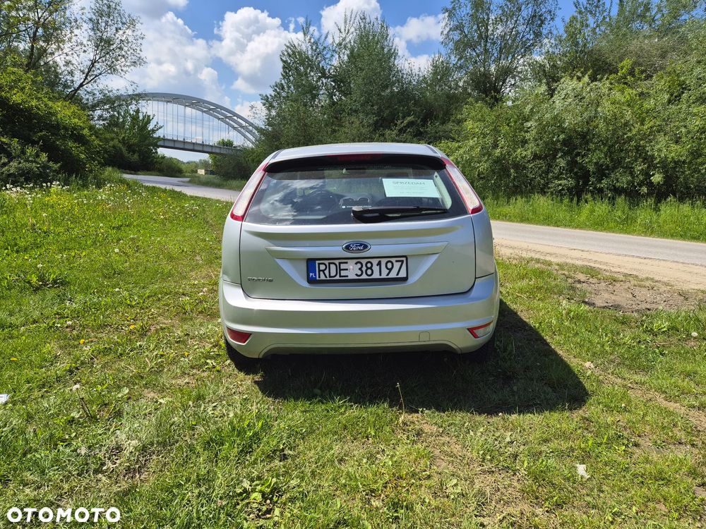 Ford Focus 1.6 Trend - 3