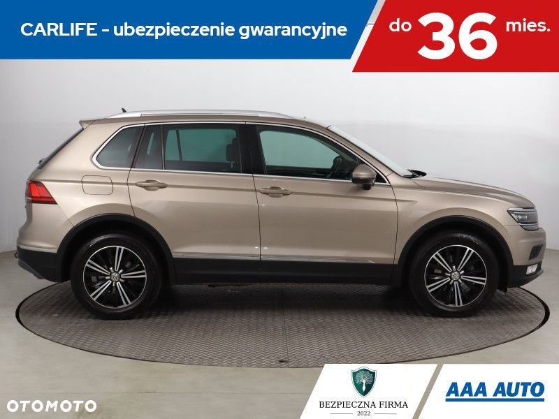 Volkswagen Tiguan - 8