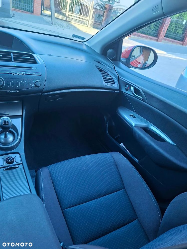 Honda Civic 1.8 Sport - 22