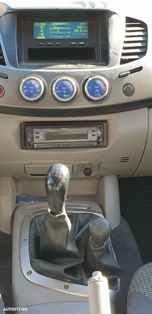 Mitsubishi L200 - 8