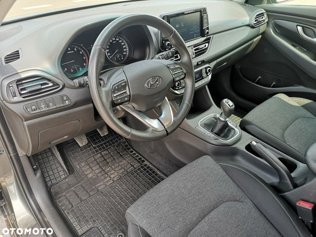 Hyundai i30 1.5 DPI Smart - 16