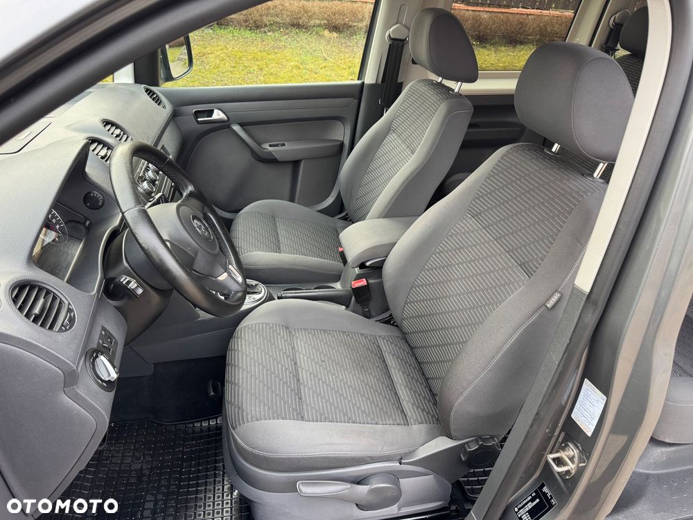 Volkswagen Caddy Maxi Trendline Mixt DSG - 20