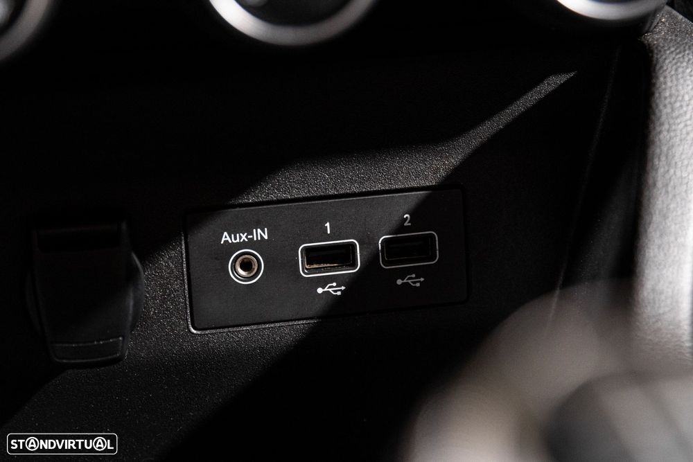 Renault Clio 1.0 TCe Intens Bi-Fuel - 22