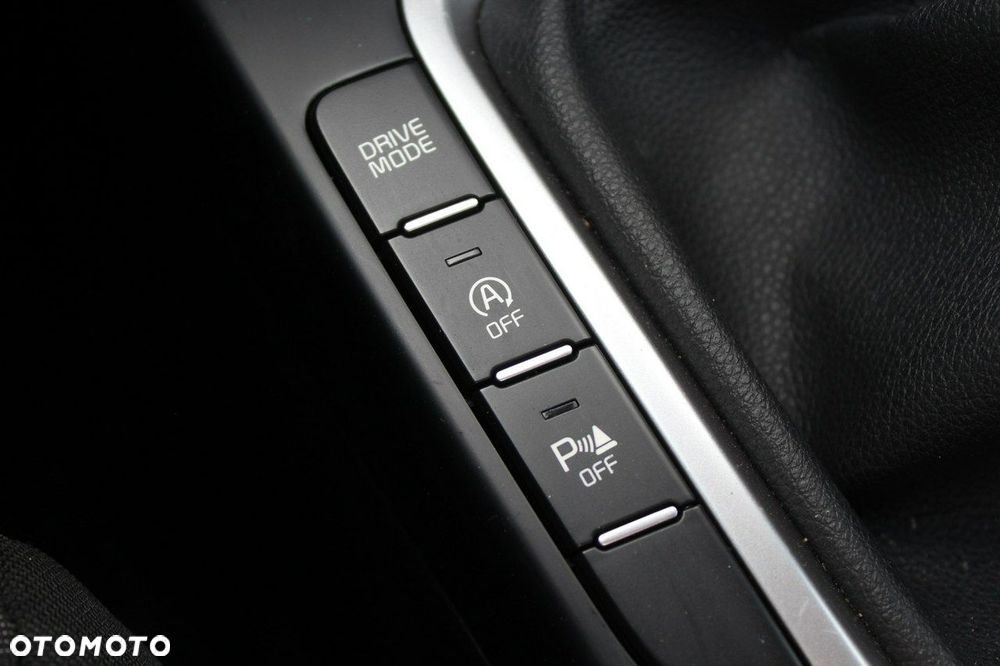 Kia Ceed 1.6 CRDi mHEV M - 20