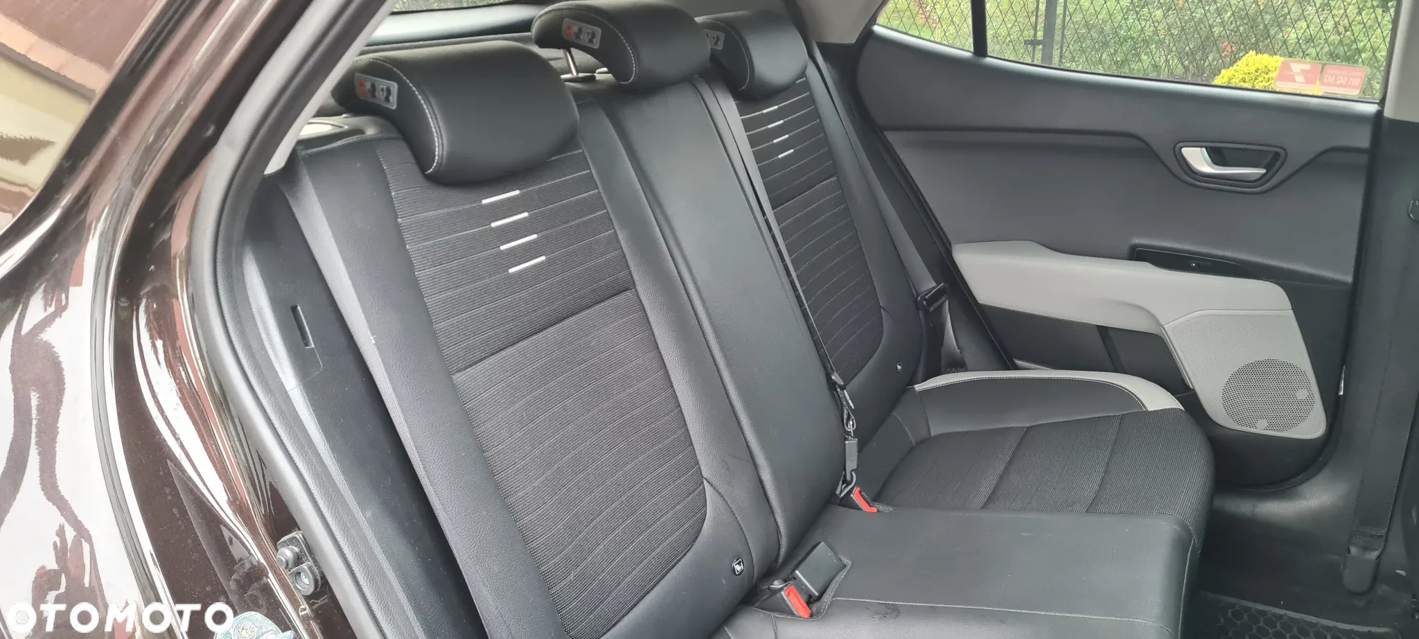 Kia Stonic 1.4 L - 16
